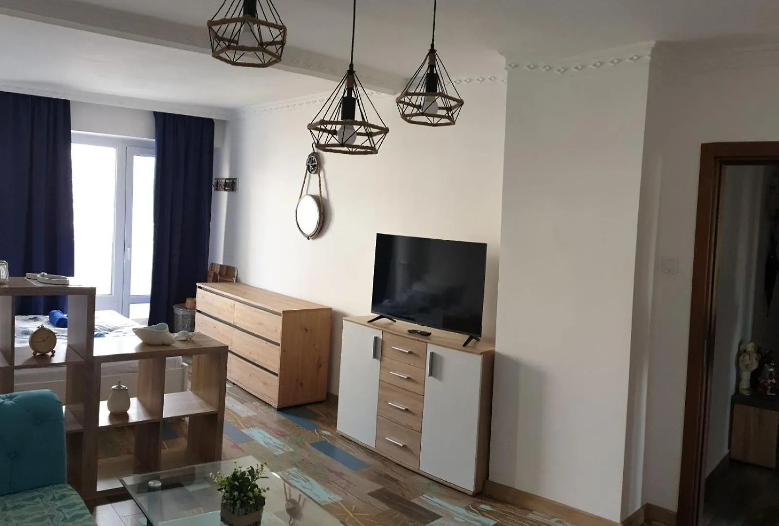 Sunny Seaside Retreat In Burgas Apartamento